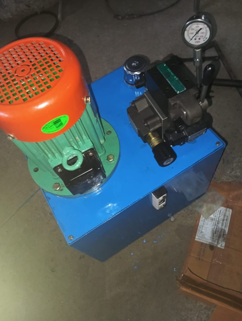 Hydraulic Power Unit (HPU) or Intelligent HPU.